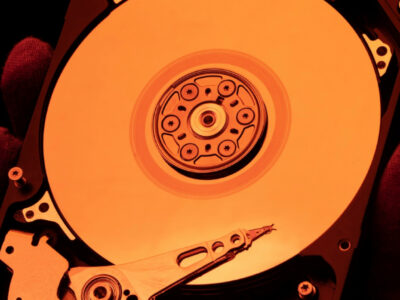 Stockage informatique : comprendre les différences essentielles entre HDD et SSD